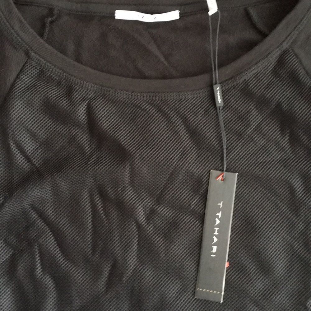 NWT T Tahari Theola knit crew neck. Medium - Picture 2 of 4